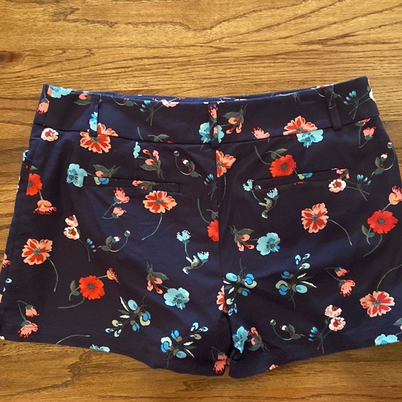 Loft Riviera Short - Picture 6 of 6